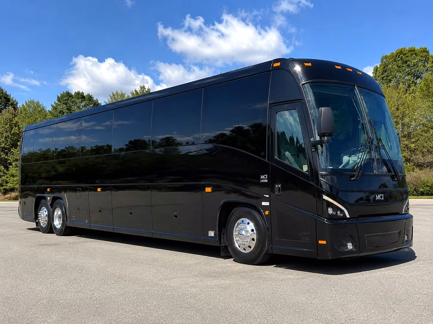 bus rentals for fairfield proms homecomings